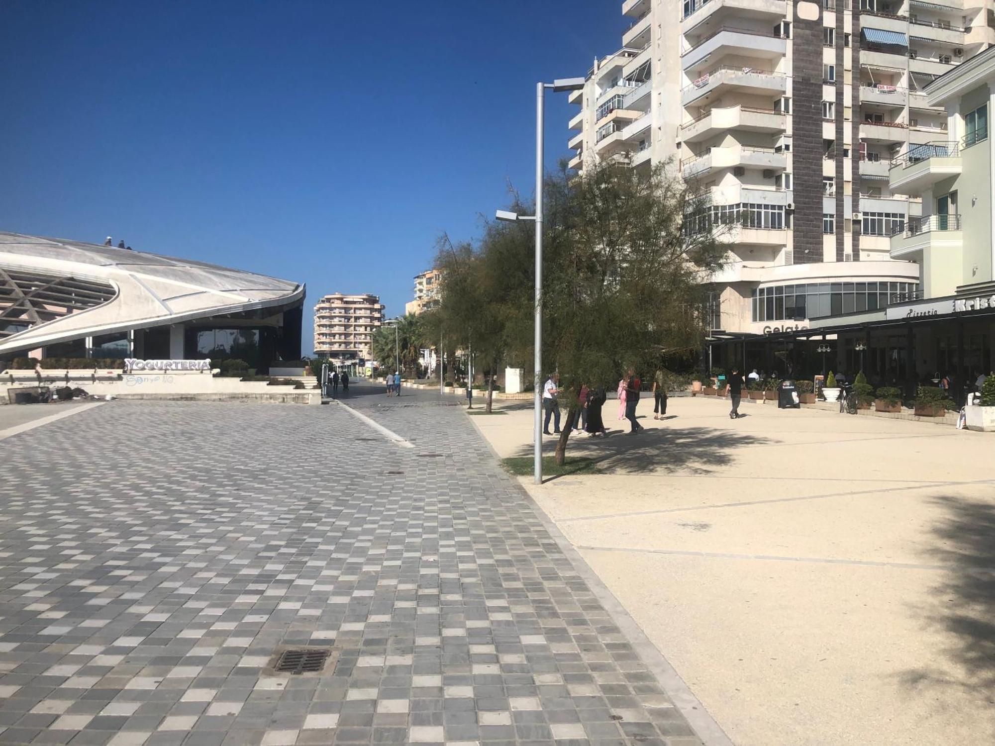 Vollga Four Seasons Apartment Durres Exterior photo